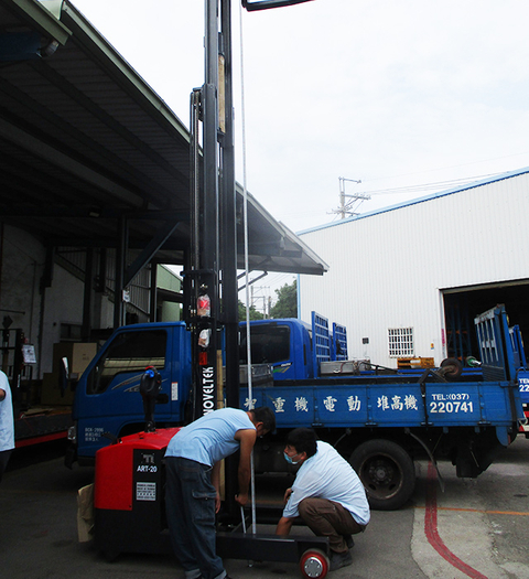 powered stacker